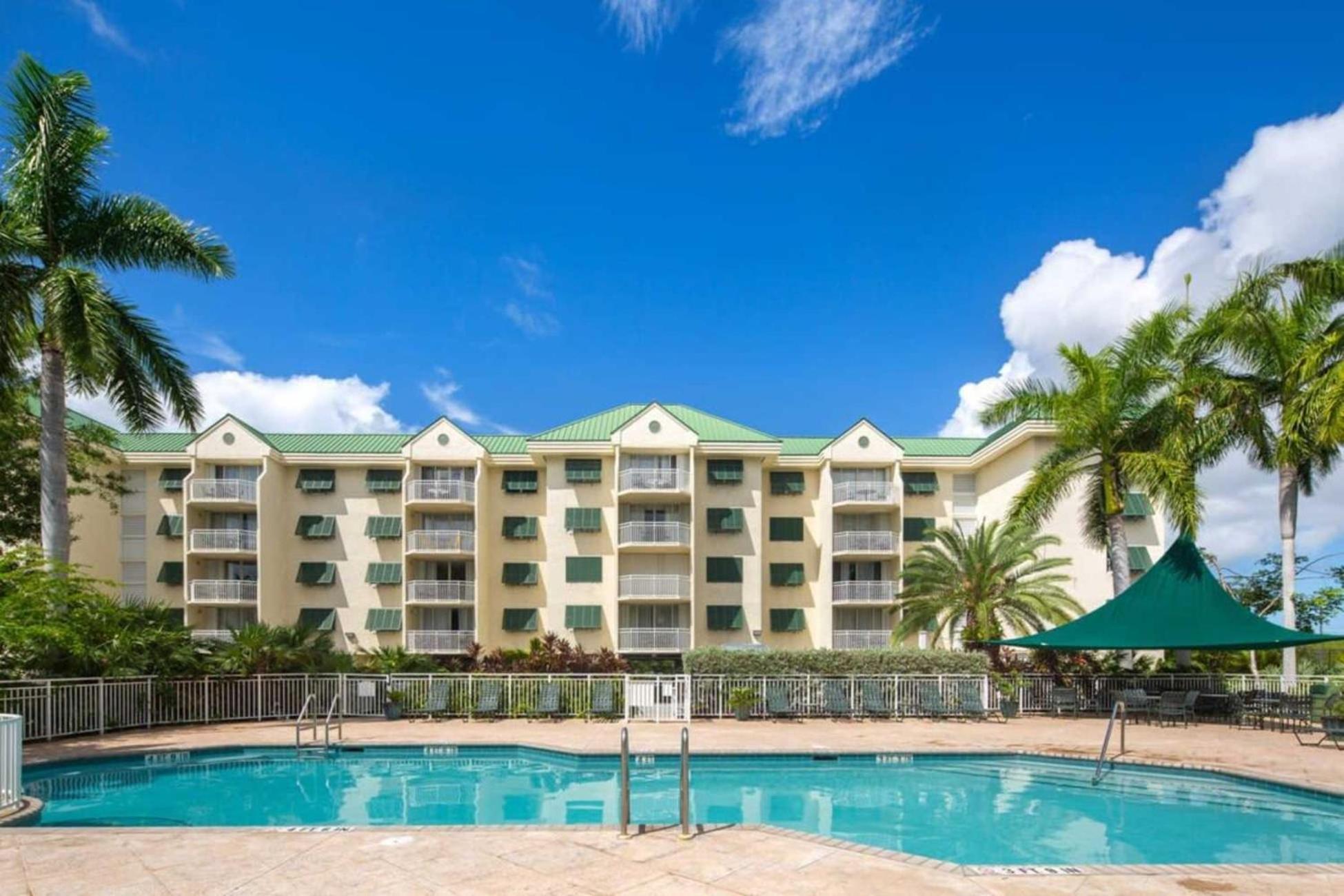 Tortuga Suite At Sunrise Suites Resort - Heated Pool, Hot Tub & Free Parking Key West Exterior photo
